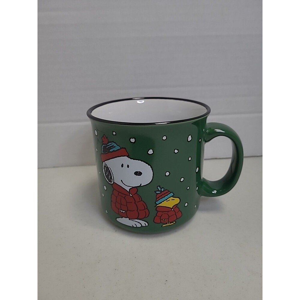 Peanuts Snoopy And Woodstock In A Puffer Coat Christmas Holiday Ceramic Mug NEW